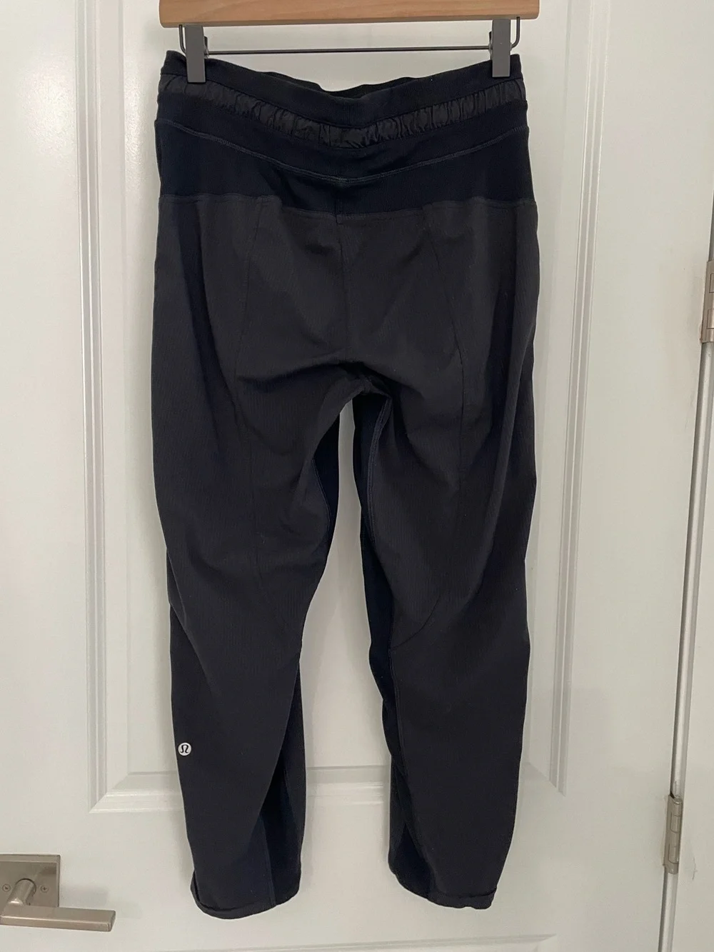 Lululemon Dance Studio Pants Mid-Rise 25” Crop Black casual Athleisure. Sk24